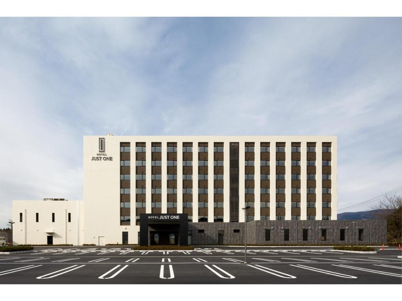 جوتيمبا Hotel Just One Fuji Oyama المظهر الخارجي الصورة